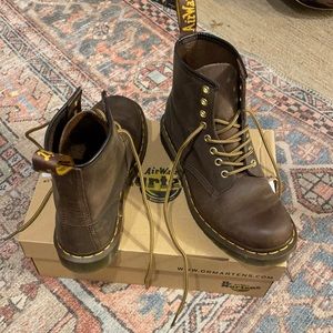 Dr. Martens 1460 Crazy Horse